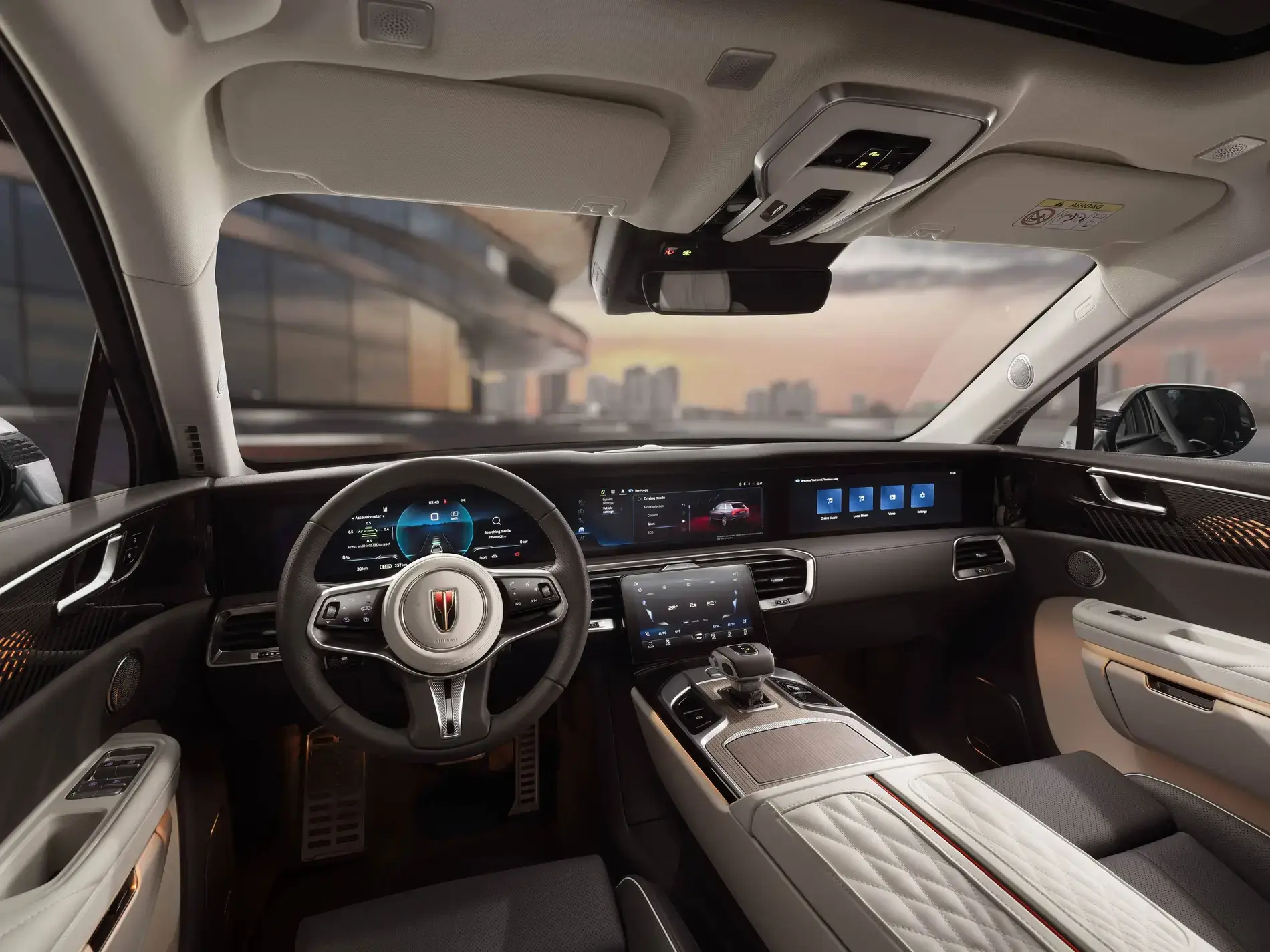 Салон HONGQI E-HS9 — мультимедийные экраны